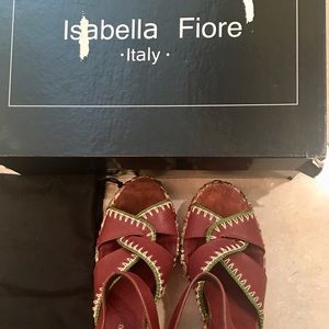 Isabella Fiore Leather Wedges w Crochet Stitches